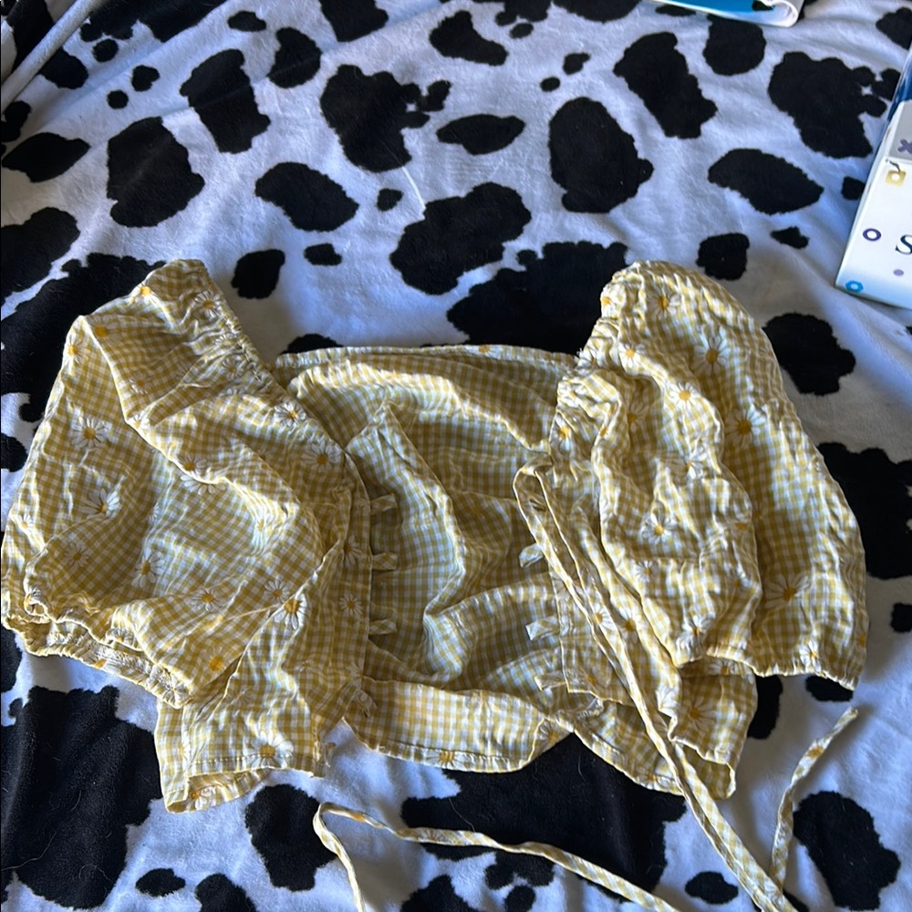 SHEIN Yellow Puff Sleeve Smocked Blouse